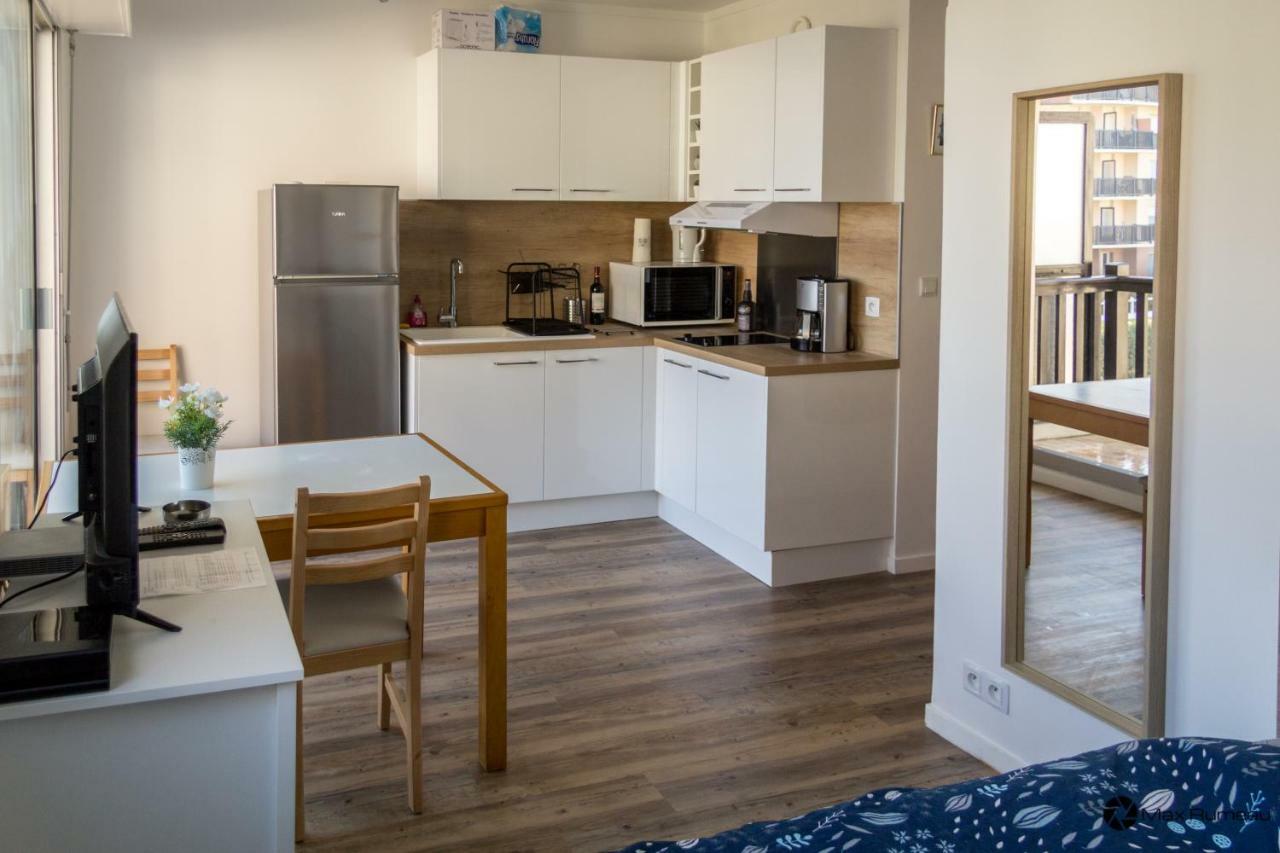 Studio Moderne Acces Plage, Piscine Et Tennis Cabourg Bagian luar foto